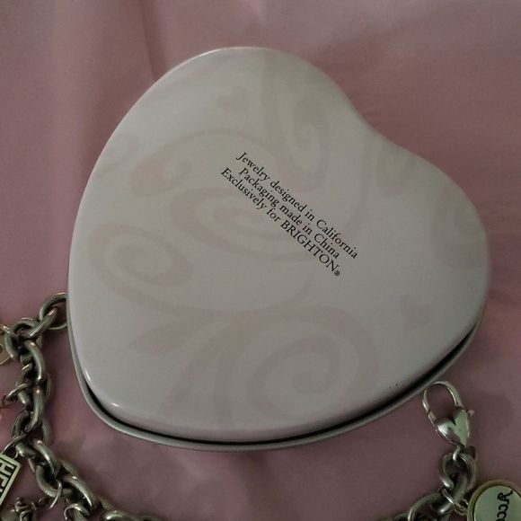 Sweet Brighton POWER OF PINK Charm Bracelet 2006 - Picture 13 of 14